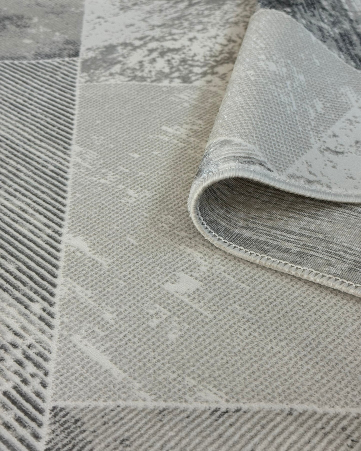 Vesta Koleksiyonu Desenli Makine Halısı Gri
