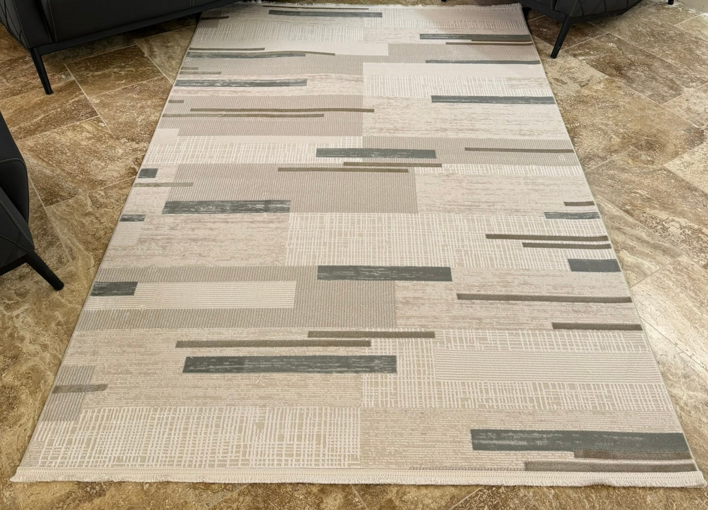 Çırağan Modern Desenli Makine Halısı Vizon