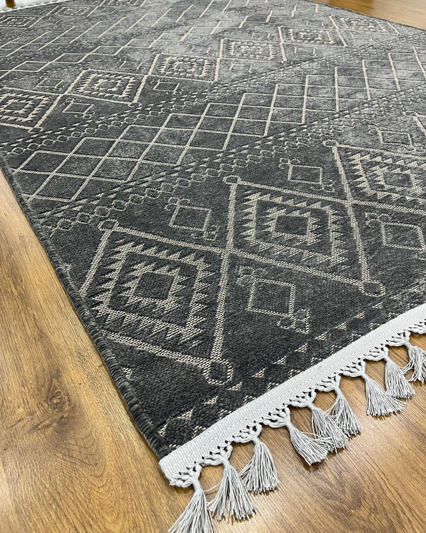 Yuka Kilim Antrasit