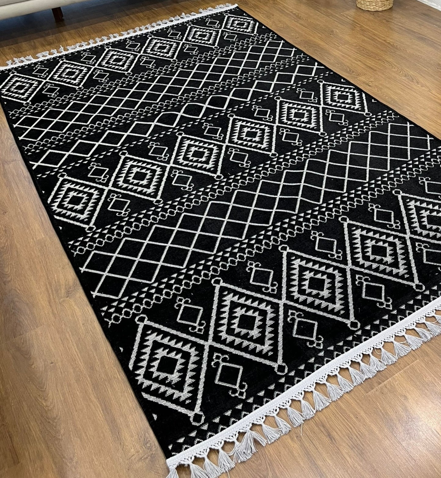 Yuka Kilim Siyah