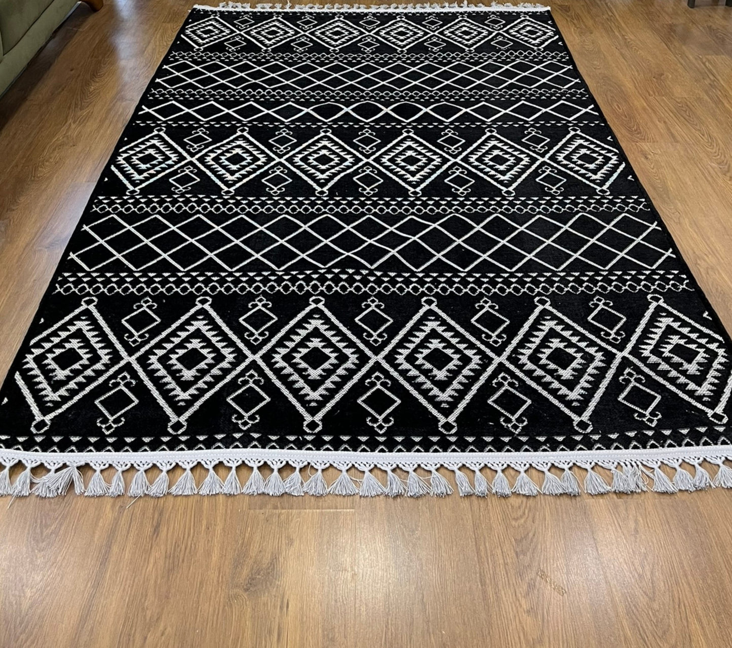 Yuka Kilim Siyah