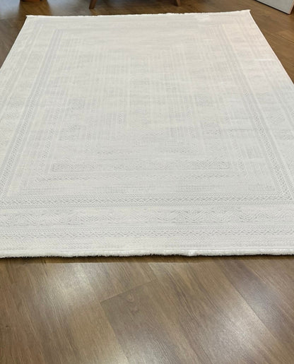 Sedef Koleksiyonu Çerçeve Desenli Makine Halısı Krem