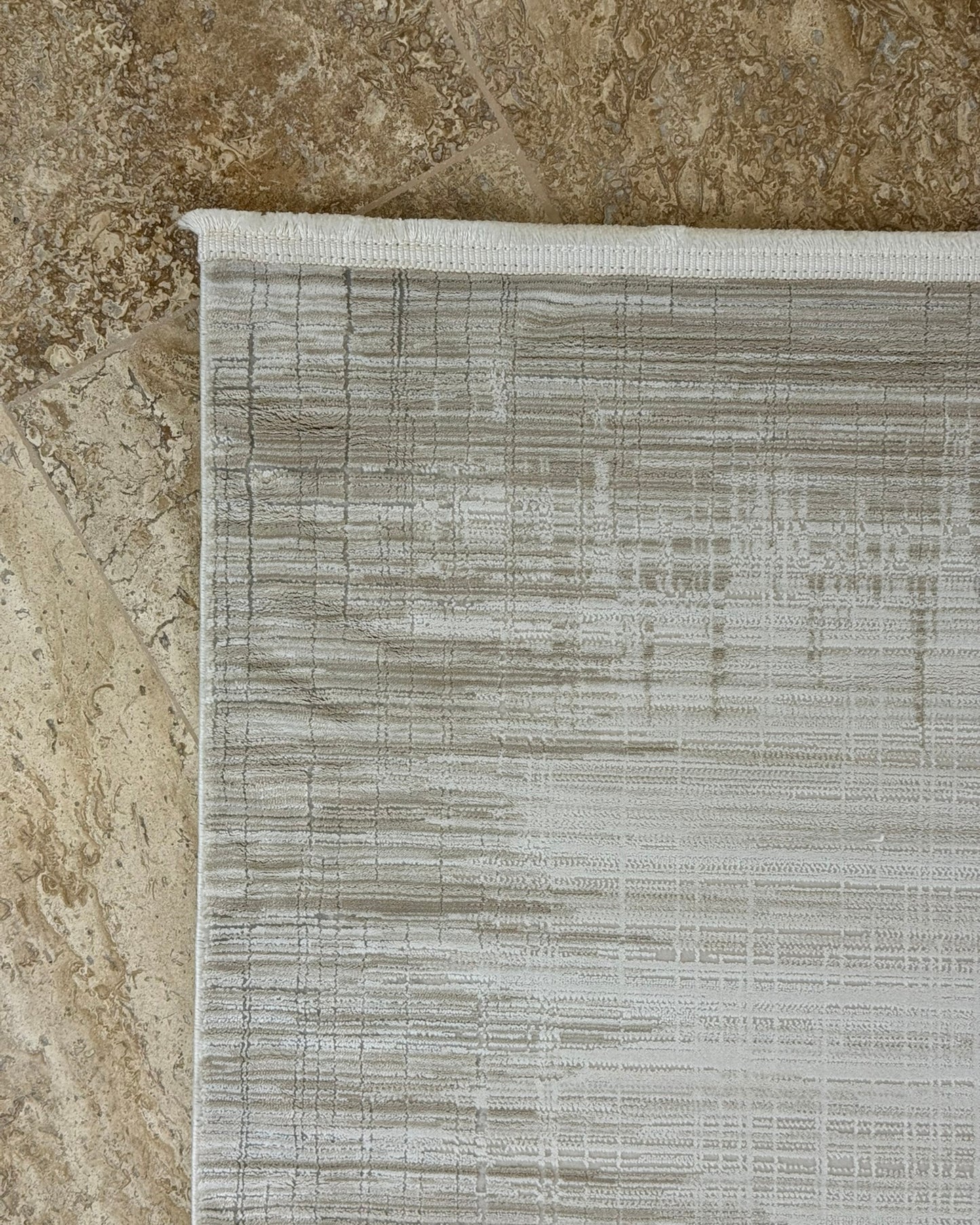 Amber Soft Çerçeve Desenli Makine Halısı Gri